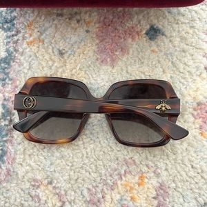 Gucci sunglasses